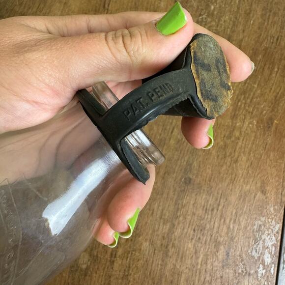 Mojonnier Dairy Owens Illinois 1 pt one pint milk bottle & rubber stopper - Picture 9 of 11